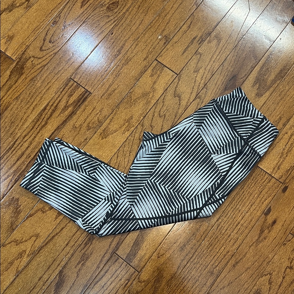Zella Medium Cropped Leggings